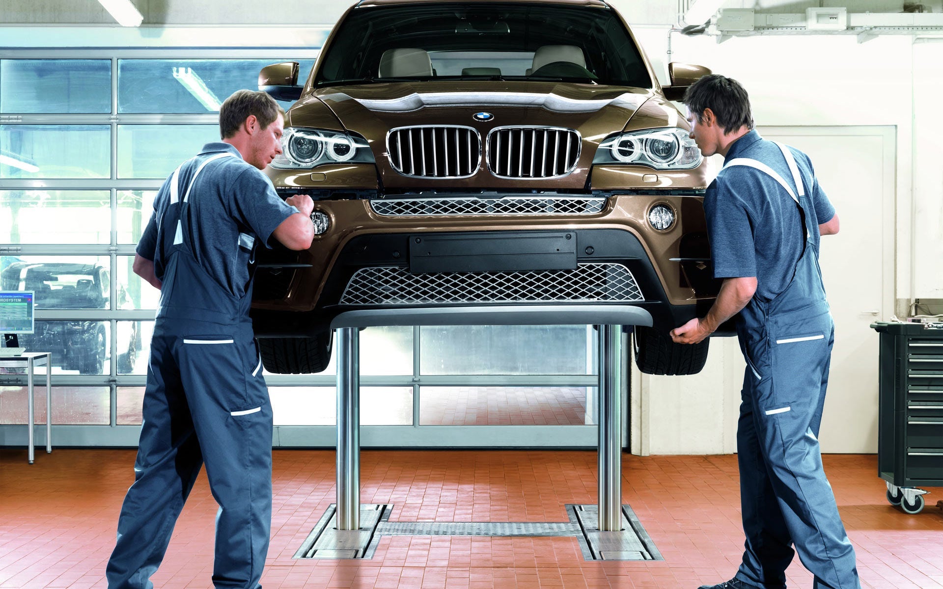 Ken Ganley Collision West Cleveland in Cleveland OH